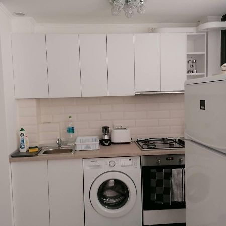 Апартаменти White Studio Клуж-Напока Екстер'єр фото