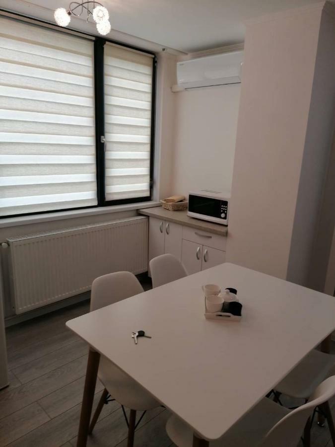 Апартаменти White Studio Клуж-Напока Екстер'єр фото